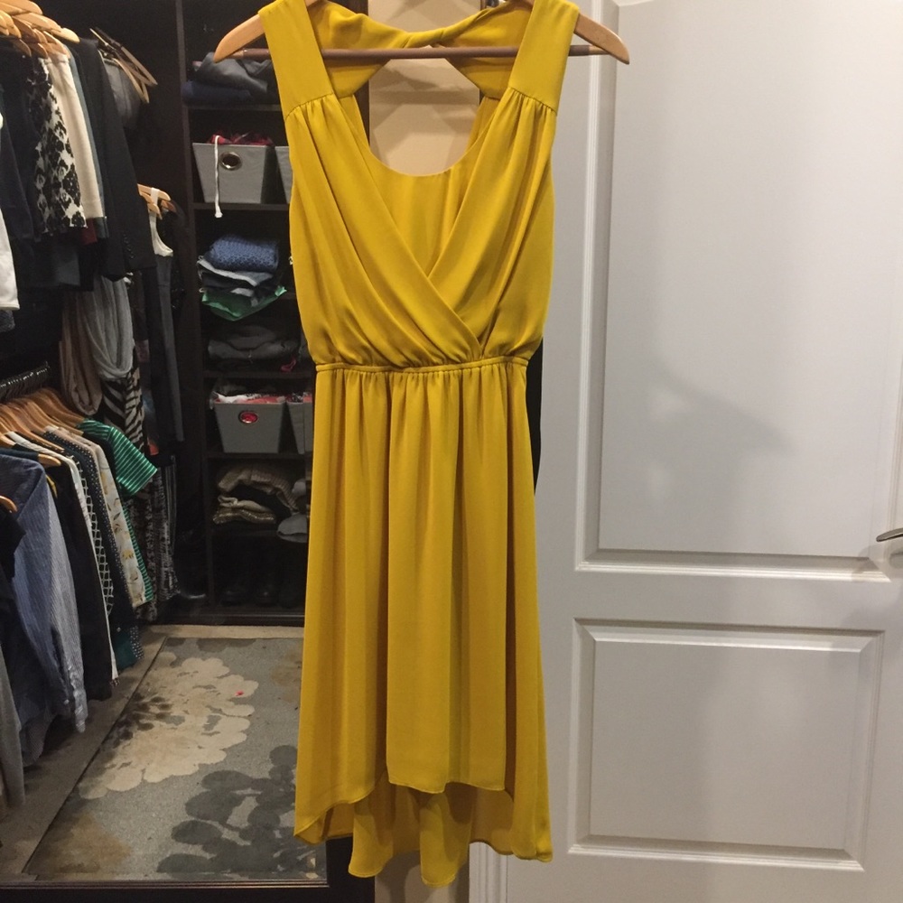 Perfect summer dress! Express XS